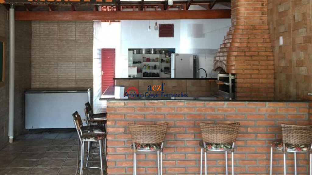 Excelente chácara na Zona Sul