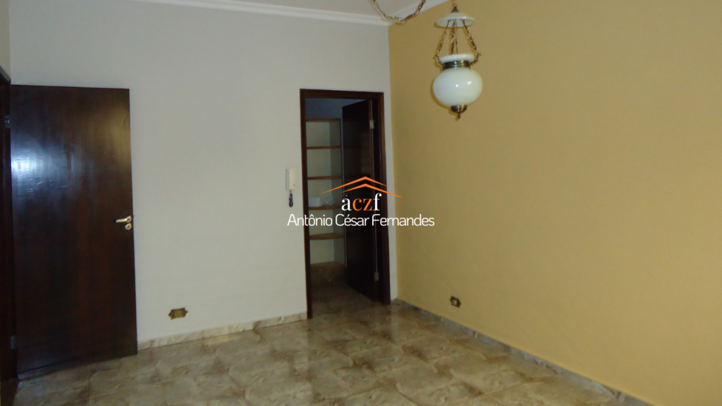 Casa à venda no Jardim Aeroporto